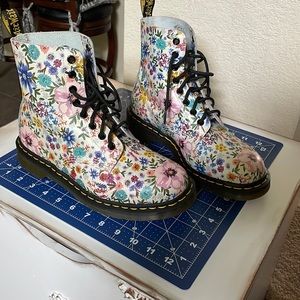 Dr. Martens floral boots . Size 9